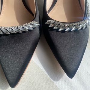 H&M satin pumps with crystal embellishments. Sz8 Jimmy Choo Style